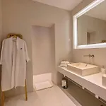 Villa Luxurious Waterfront 4 Bedrooms Waterfront Private Jetty *