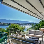 Luxurious Waterfront 4 Bedrooms Waterfront Private Jetty