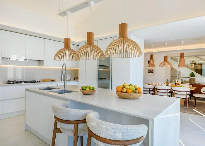 Luxurious Waterfront 4 Bedrooms Waterfront Private Jetty * Selca (Brac)