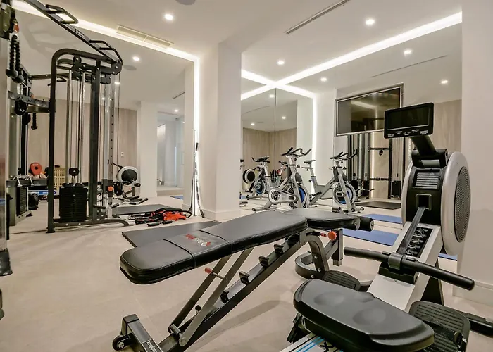 Luxurious Waterfront 4 Bedrooms Waterfront Private Jetty * Selca (Brac)