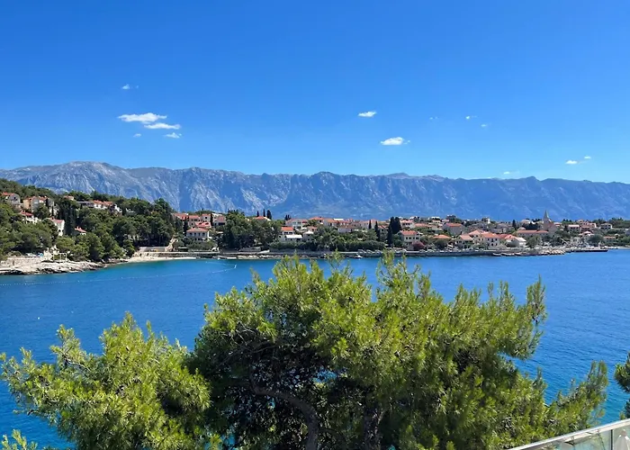 Villa Luxurious Waterfront 4 Bedrooms Waterfront Private Jetty *